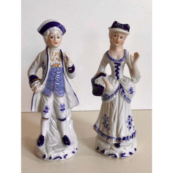 Porcelain vintage LeCory Porcelain Figurines - White and Blue
